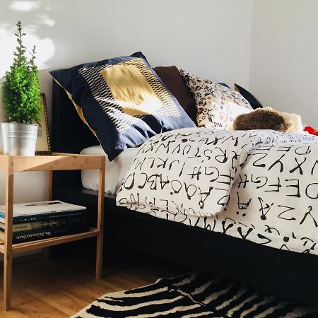 Cozy Danube Room - 15 Mins To Downtown Виена Екстериор снимка