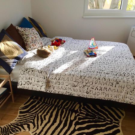 Cozy Danube Room - 15 Mins To Downtown Виена Екстериор снимка
