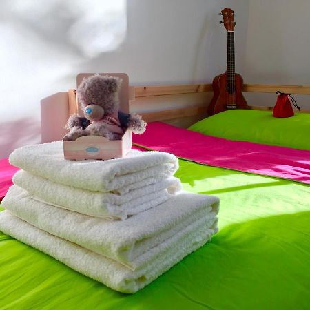 Cozy Danube Room - 15 Mins To Downtown Виена Екстериор снимка